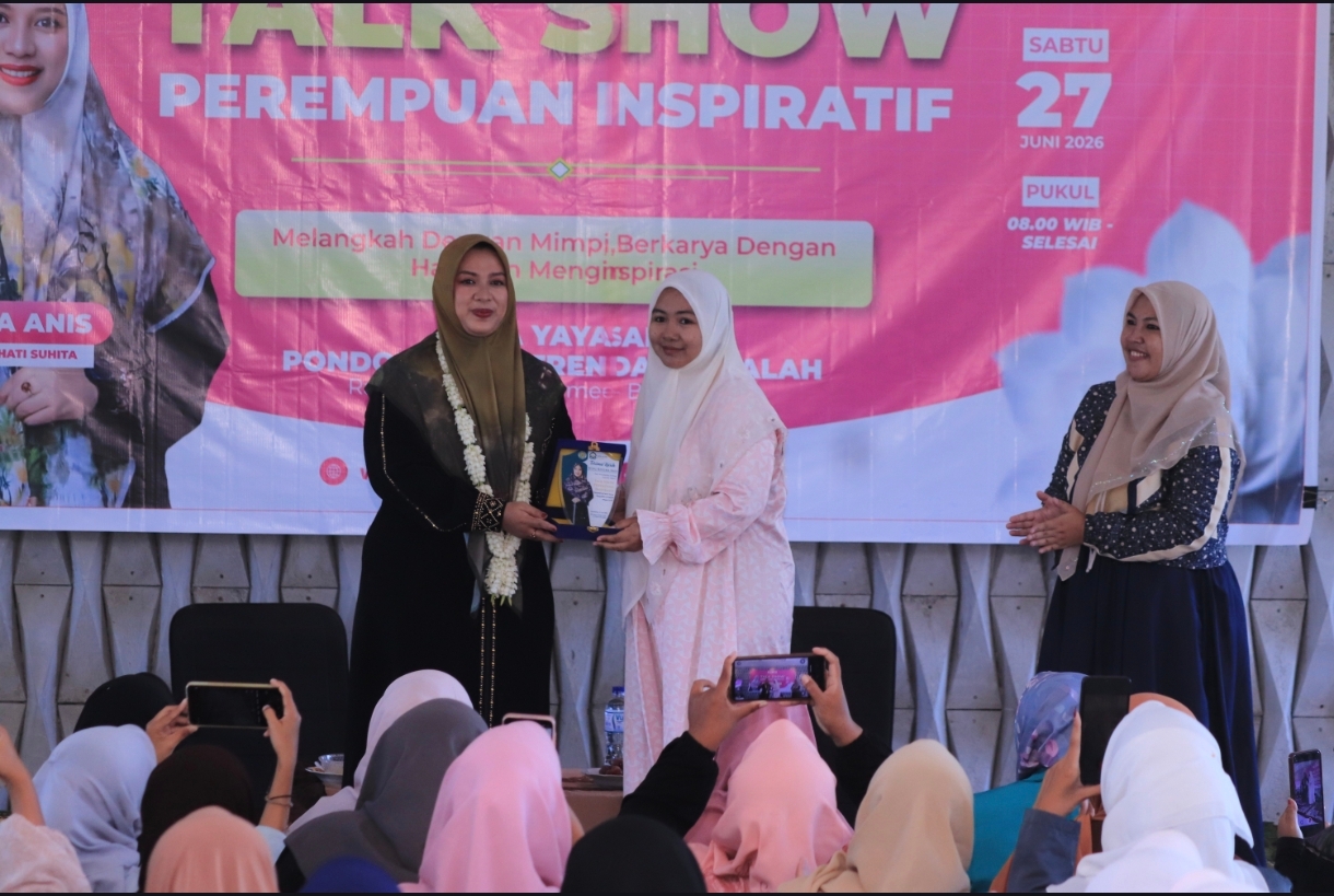 PSGA IAI Darul Falah Bondowoso Bersama PP Darul Falah Putri Sukses Gelar Talk Show Perempuan Inspiratif