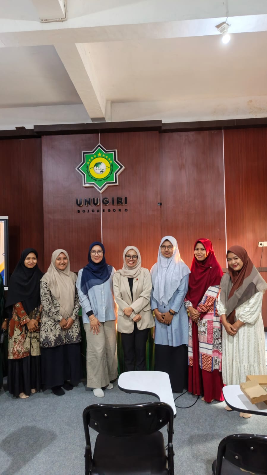 LP2M dan Pengelola Jurnal IAI Darul Falah Bondowoso Ikuti Seminar Internasional Penguatan Kompetensi Reviewer dan Editor Jurnal